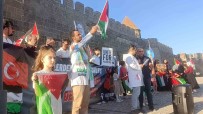 Saglikçilarin Erzurum'daki Sessiz Yürüyüsü Sürüyor Haberi