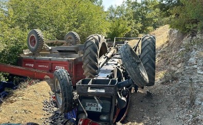 Tarla Dönüsü Traktör Devrildi Açiklamasi 1'I Agir 6 Yarali