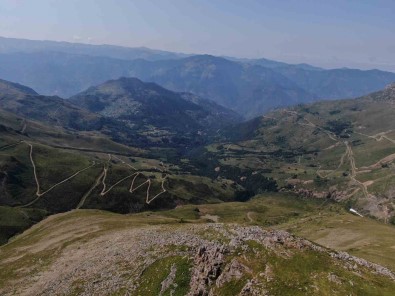 Yaylalara Artik Hayvanlarini Otlatmak Için Degil, Tatil Için Geliyorlar