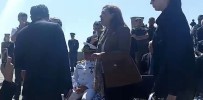 CHP'li Belediye Baskanindan Sandalye Krizi Haberi
