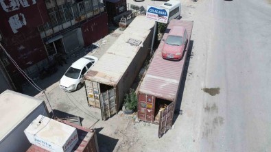 Hirsizlarin Motorunu Çaldiklari Hatira Araci Kendi De Çalinmasin Diye Konteynerin Üzerine Koydular