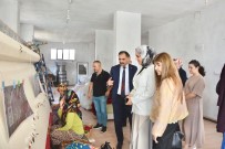 Manisa'daki Fabrikalarda Kadin Istihdami Artsin Diye Çalisiyorlar