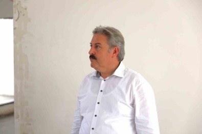 Melikgazi Belediyesi'nin Gültepe'de Hayata Geçirecegi Kompleks Büyük Bir Hizla Ilerliyor