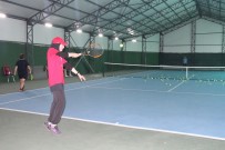 Mevlana Vadisi'ne Kapali Tenis Kortu Haberi