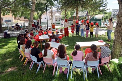 Talas'ta Gezici Kütüphane Yaz Turunu Tamamladi