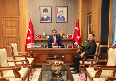 Vali Aydogdu'ya Yeni Il Emniyet Müdürü Ve POMEM Müdüründen Ziyaret