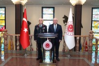 Bakan Güler Emekliye Ayrilan Jandarma Genel Komutani Orgeneral Çetin'i Kabul Etti Haberi
