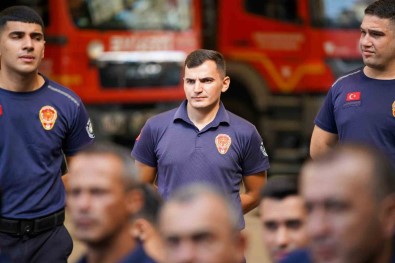 Baskan Zeyrek'ten Itfaiye Personeline Ikramiye Sözü