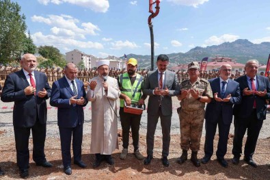 Diyanet Isleri Baskani Erbas, Tunceli'de Cami Temeli Atti