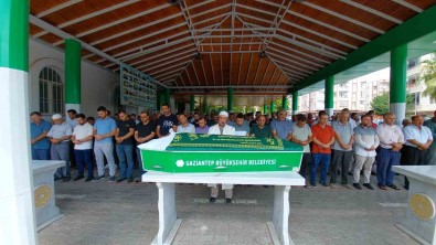 Düstügü Havuzda Bogulan Minik Duru Defnedildi