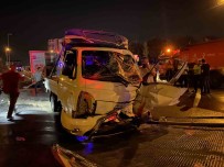 Gaziosmanpasa'da Baslayan Polis Kovalamacasi Küçükçekmece'de Kazayla Bitti Açiklamasi 1'I Agir 5 Yarali