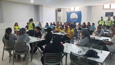 Kumluca'da Kadin Sürücülere Jandarmadan Trafik Egitimi
