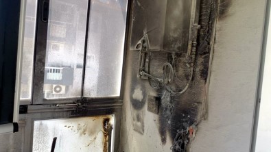 Mudanya'da Apartman Dairesinde Çikan Yangin Panige Sebep Oldu