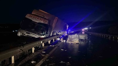 Sivi Gübre Yüklü Tir Kaza Yapti Açiklamasi 1 Yarali