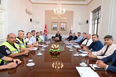 Yeni Egitim Ögretim Yili Öncesi Çalismalar Degerlendirildi