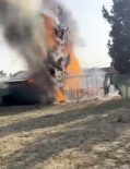 Ahsap Evde Çikan Yangini Hortumla Söndürmeye Çalissa Da Basarili Olamadi Haberi