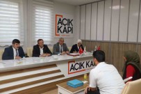 Kars Valisi Polat, Halk Günü'nde Vatandaslarin Sorunlarini Dinledi Haberi