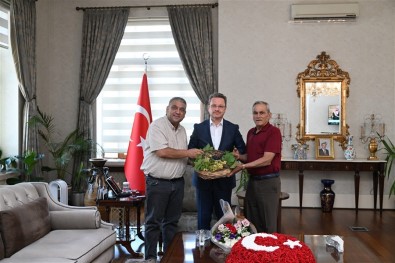 Manisa Yörük Türkmenlerinden Vali Ünlü'ye Davet