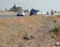 Motosiklet, Kirmizi Isikta Bekleyen Otomobile Çarpti Açiklamasi 1 Yarali Haberi