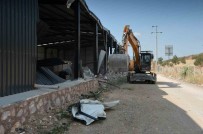 Osmangazi'de Tarim Arazileri Kaçak Yapilardan Temizleniyor Haberi