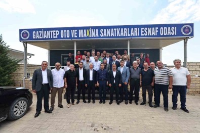 Tahmazoglu Esnaf Ve Vatandasla Bir Araya Geldi