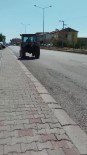 Ters Yönden Giden Traktör Tehlike Saçti Haberi