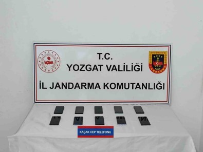 Yozgat'ta 300 Bin Lira Degerinde Kaçak Cep Telefonu Ele Geçirildi