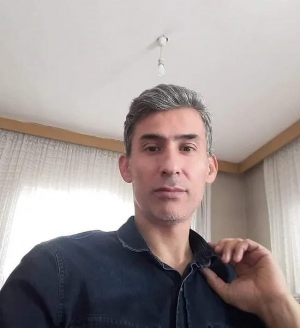 Kütahya'da kamyonet ile otomobil çarpıştı: 1 ölü 2 yaralı