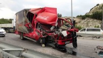 Burdur-Antalya Kara Yolunda Kamyona Arkadan Çarpan Kamyonetteki Yolcu Hayatini Kaybetti Haberi