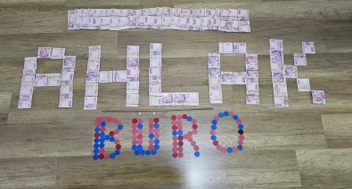 Bursa'da Kumarhaneye Suçüstü Baskin  Açiklamasi 5 Gözalti