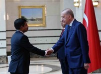 Büyükelçilerden Cumhurbaskani Erdogan'a Güven Mektubu Haberi
