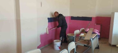 Çildir Merkez Ilkokulunun Çehresi Yenileniyor