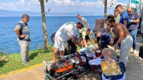 Elektrikli Bisiklet Denize Uçtu Açiklamasi 3 Kisi Yaralandi