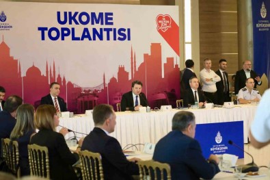 Istanbul'da Taksilerde Yeni Dönem Açiklamasi 2 Bin 500 Yeni Taksi Geliyor