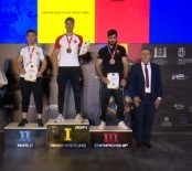 Kagitspor'un Bilek Güresçileri Dünya Sampiyonu