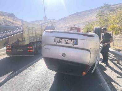 Mardin'de Sürücüsünün Kontrolünden Çikan Otomobil Takla Atti Açiklamasi 1 Yarali