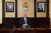 Vali Coskun; '30 Agustos Zincire Vurulmak Istenen Bir Milletin Zaferidir'
