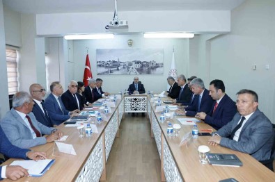 Vali Kösger Açiklamasi ''Egitim Toplumda Vazgeçilmeyecek En Temel Unsurlardandir'