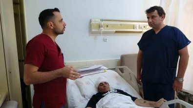 Vanli Hastanin Kafa Tabanindan 6,5 Santimlik Kitle Çikarildi