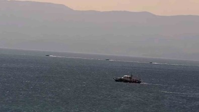 Yalova'da Denizde Kaybolan Yücel Coskun'un Arama Çalismalari Devam Ediyor