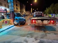 Kadinin Öldügü, Kocasinin Da Agir Yaralandigi Kaza Ani Kamerada Haberi