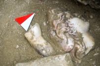 Laodikya'da Arkeologlari Heyecanlandiran Bulus
