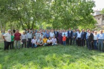Aydogdu, Hakbilir Köy Sakinleriyle Bulustu