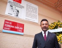 Besiktas'ta Türkan Saylan'in Adinin Verildigi Sokaga Resmi Tabela Asildi Haberi