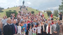 CHP Genel Baskani Özgür Özel, Dumlupinar Sehitligi'ni Ziyaret Etti Haberi