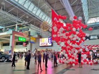 Fraport TAV Antalya Havalimani'nda Zafer Bayrami Coskusu Haberi