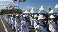 Kocaeli, Sakarya Ve Düzce'de Geçit Törenleri Gögüs Kabartti Haberi