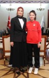 Zafer Bayrami Hediyesi Olimpiyat Madalyasi Oldu Haberi