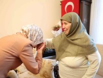 Bakan Göktas, Sehit Tuggeneral Sezgin Erdogan'in Ailesini Ziyaret Etti