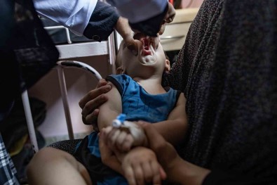 Gazze'de Çocuk Felci Asilama Kampanyasi Basladi